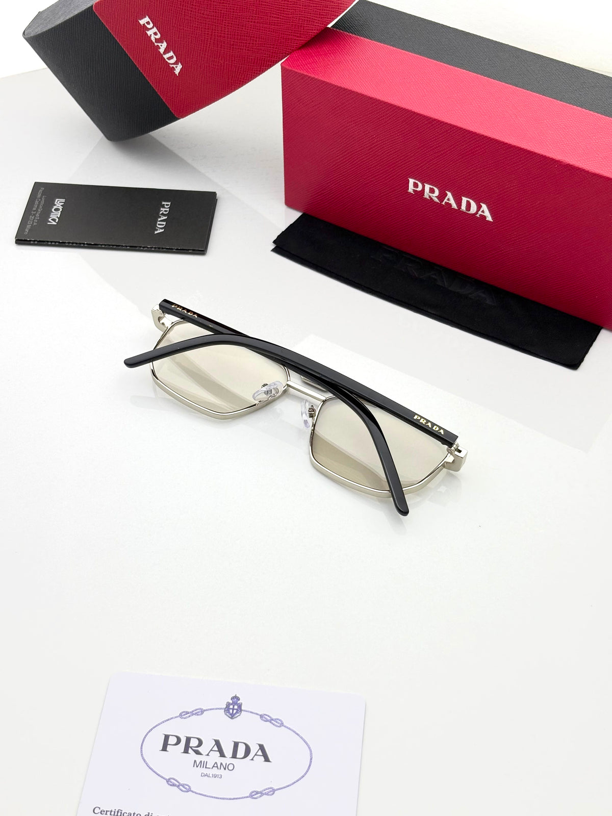 Prada 120 Silver Plano