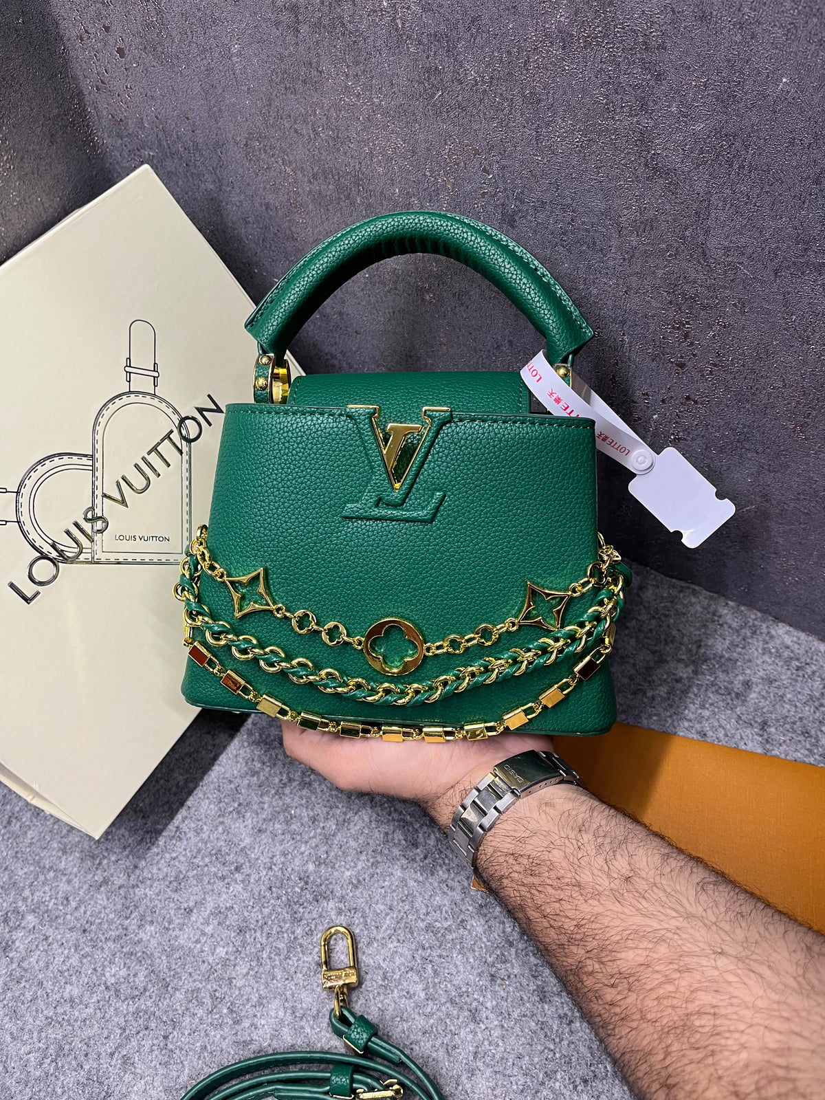 Louis Vuitton Capucines Mini Small Gold Green Charm Chain – Premium Store Article. Product Code: 98177-6