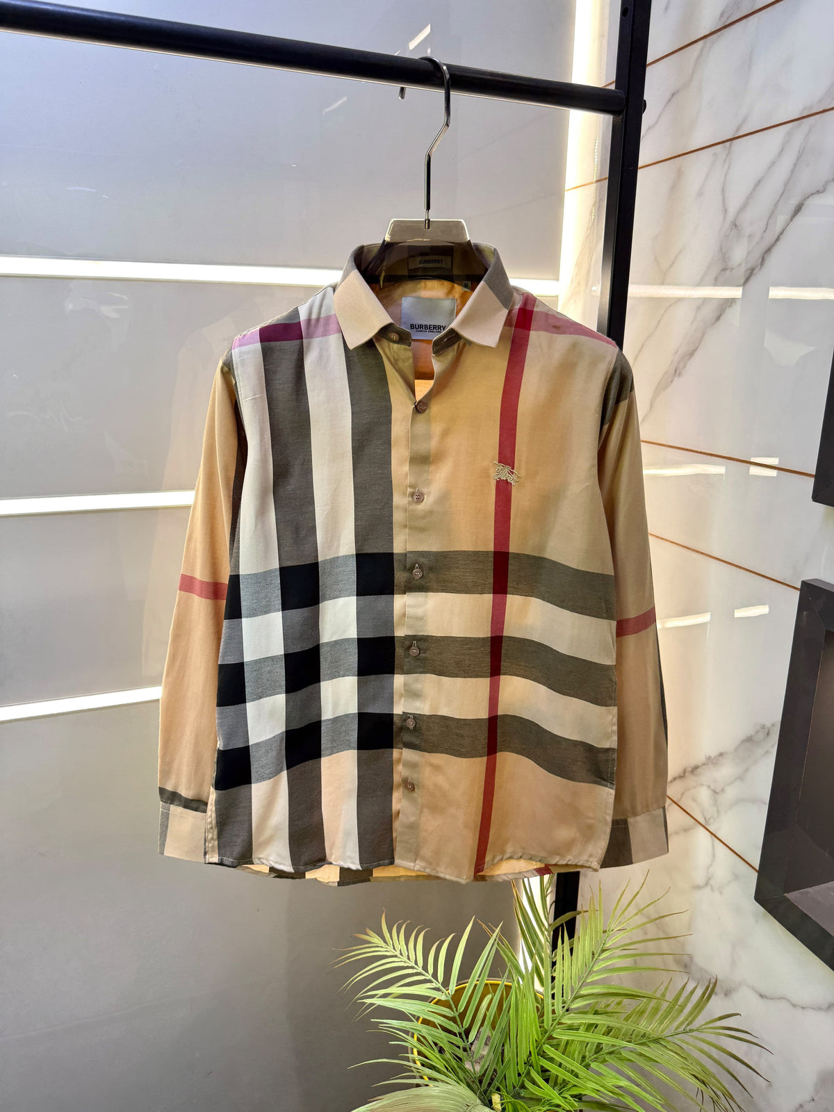 Burberry Checks Premium Shirt for Men – Standard Fit  Product Code: 3536