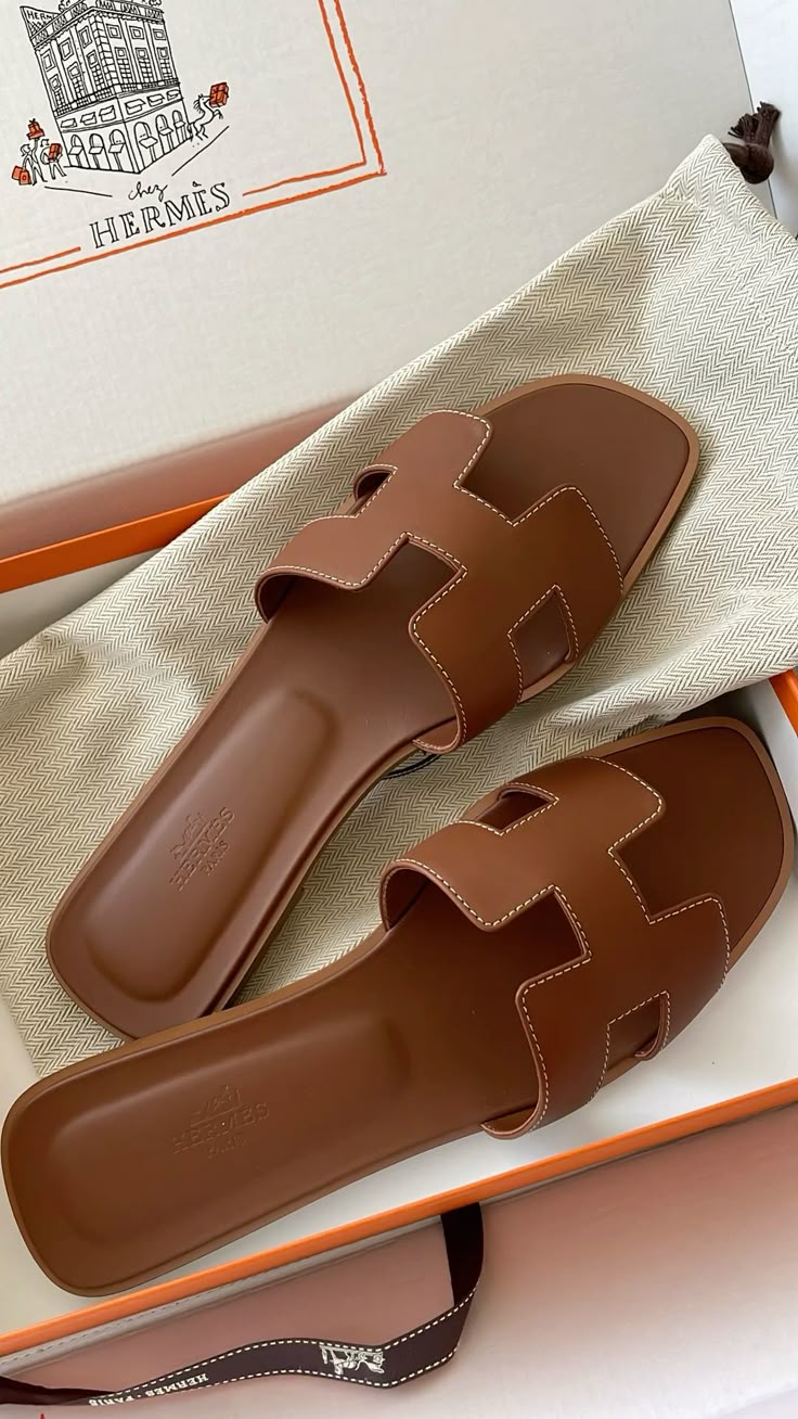 Hermes Paris Oran Brown Flats With OG Box & Carry Bag Slide Brown