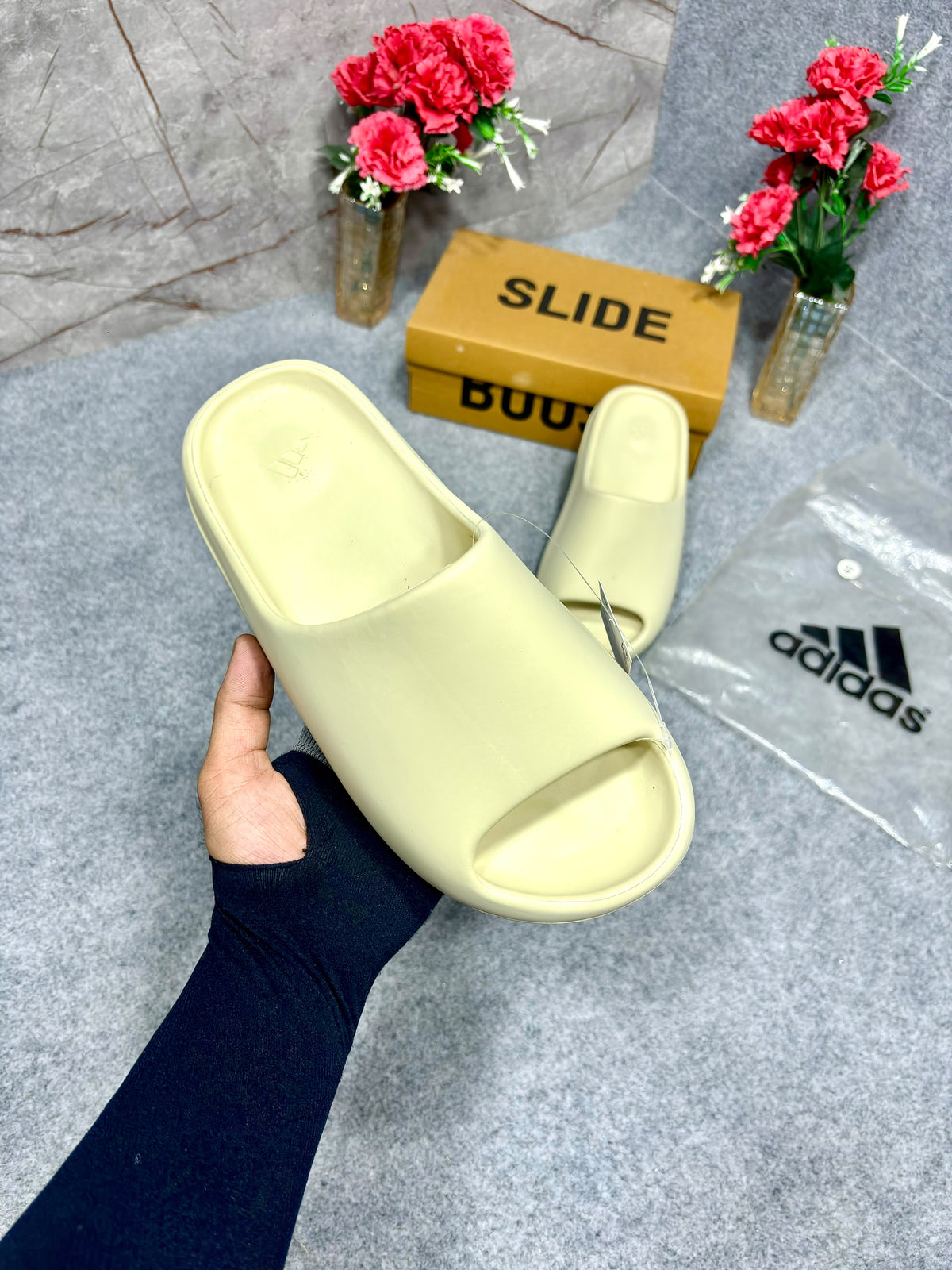 Adidas Yeezy Slides for Men – Premium Quality Casual Slides