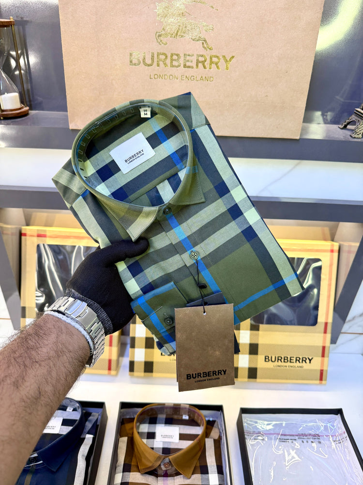 Burberry Checks Premium Shirt for Men – Standard Fit with Brand Box  Product Code: 3661