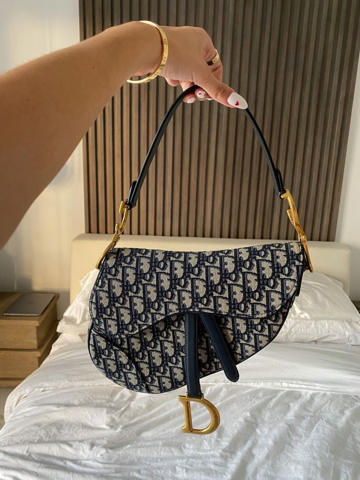 CHRISTIAN DIOR SADDLE BAG PREMIUM QUALITY WITH OGBOX ETC