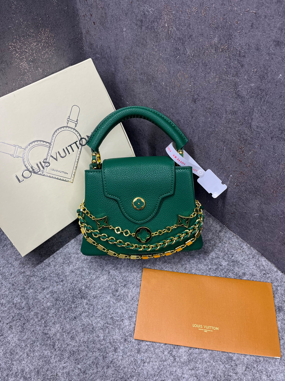 Louis Vuitton Capucines Mini Small Gold Green Charm Chain – Premium Store Article. Product Code: 98177-6