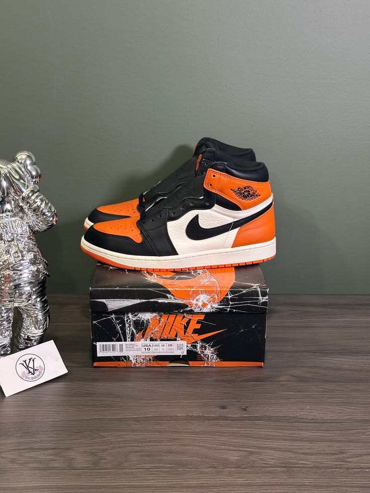 Air Jordan Retro 1 High Shattered Backboard