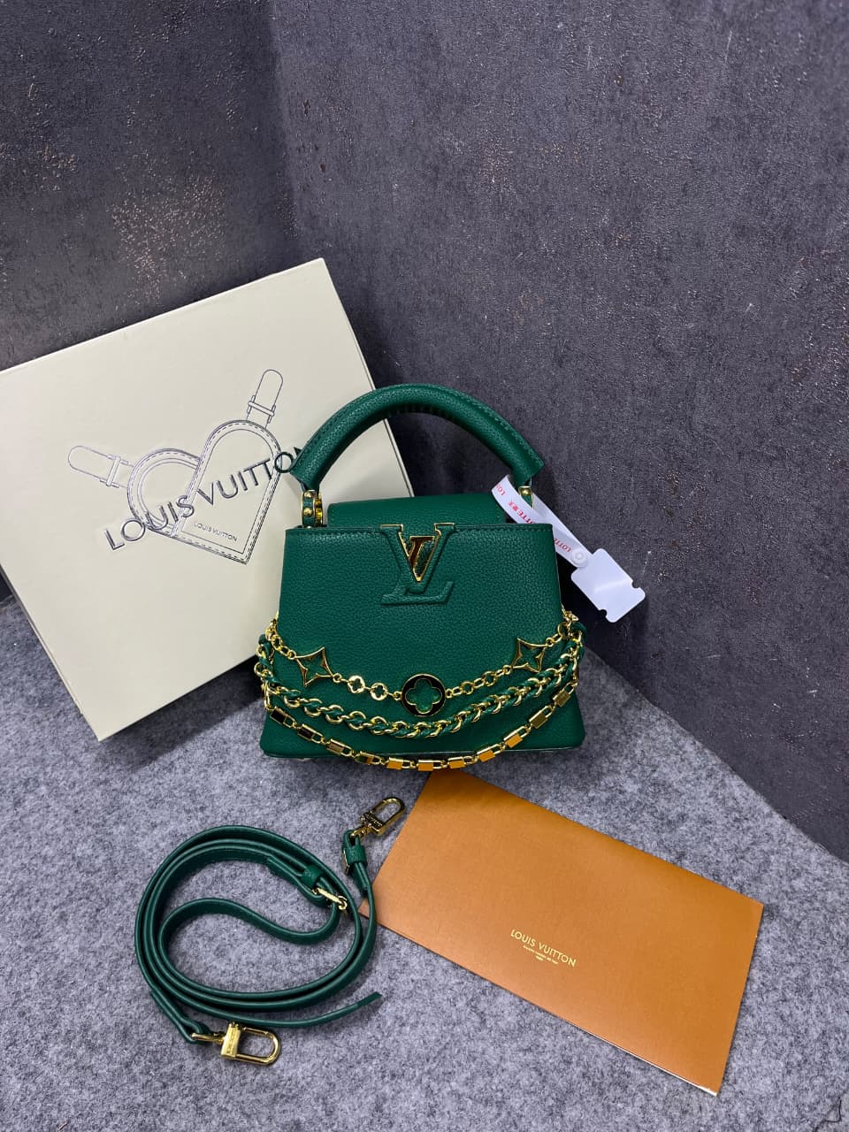 Louis Vuitton Capucines Mini Small Gold Green Charm Chain – Premium Store Article. Product Code: 98177-6