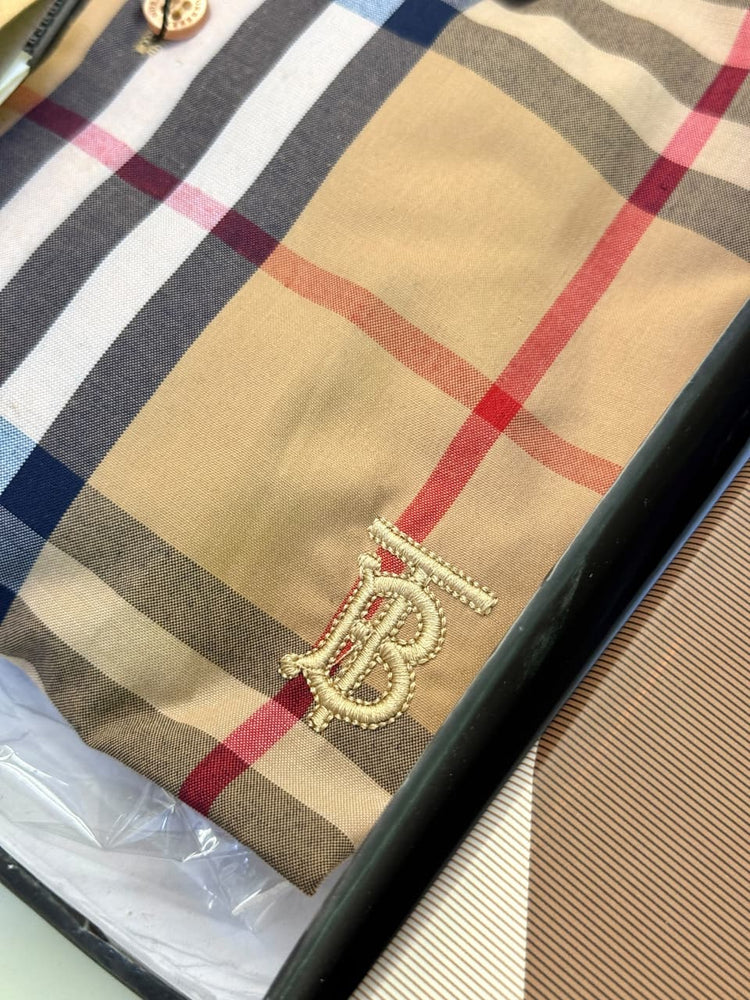 Burberry Checks Premium Shirt for Men – Standard Fit with Box & Carry Bag