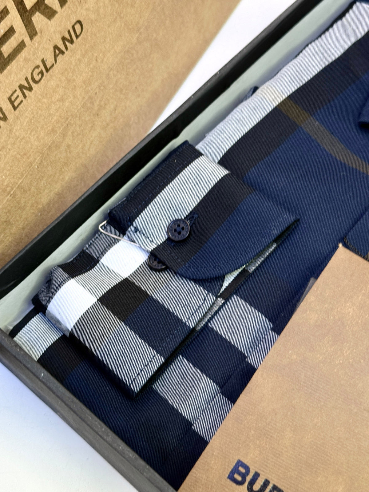 Burberry Checks Premium Shirt for Men – Standard Fit with Brand Box  Product Code: 3661