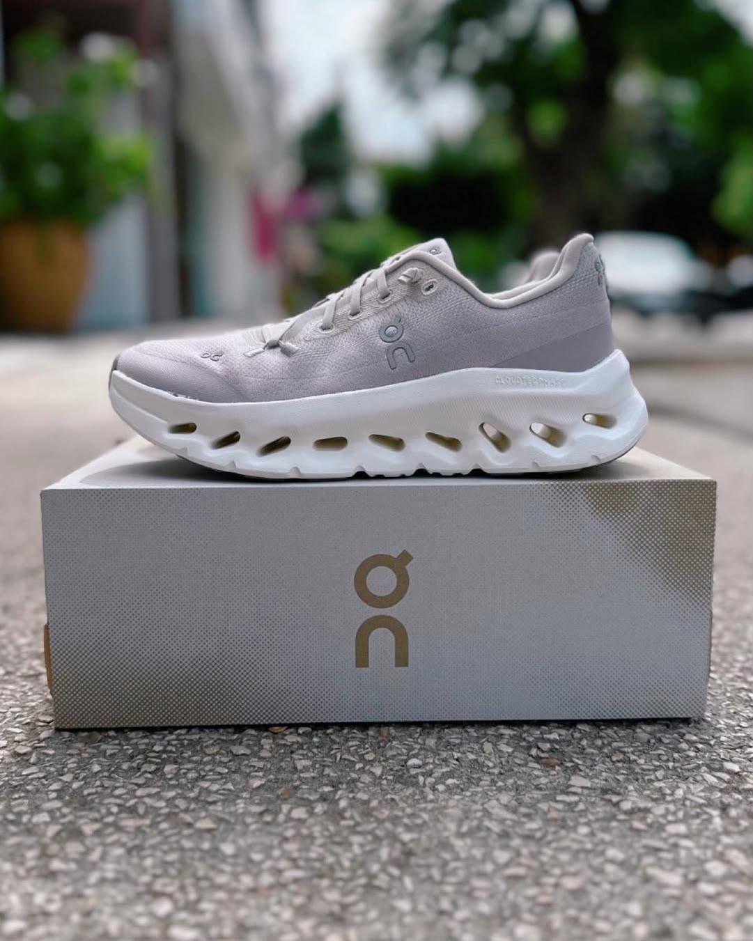 On Cloudtilt Pearl Fade Women's Sneakers – Premium Running & Lifestyle Shoes