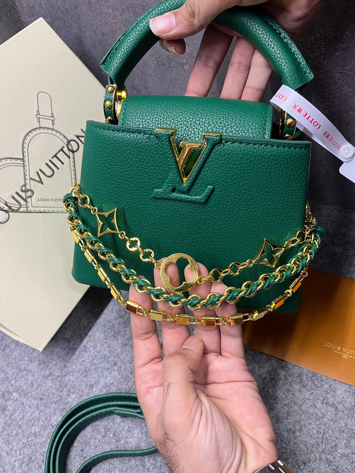 Louis Vuitton Capucines Mini Small Gold Green Charm Chain – Premium Store Article. Product Code: 98177-6