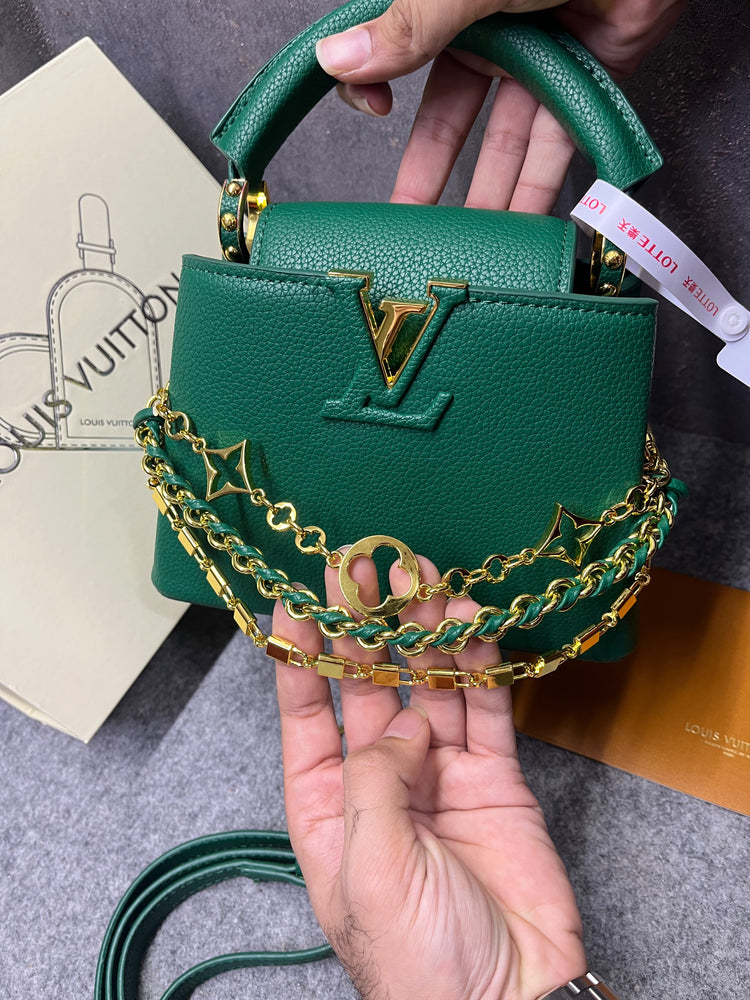 Louis Vuitton Capucines Mini Small Gold Green Charm Chain – Premium Store Article. Product Code: 98177-6